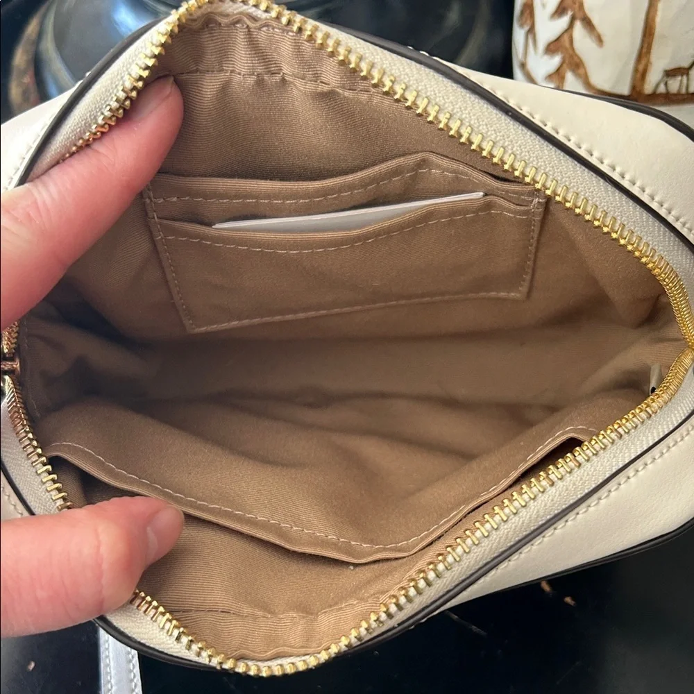 Coach Tan and Cream Plaid Crossbody Bag - Picture 8 of 9